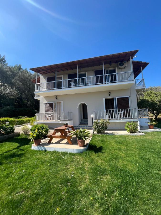 Ilias Apartments Dassia By Hotelius Exterior photo